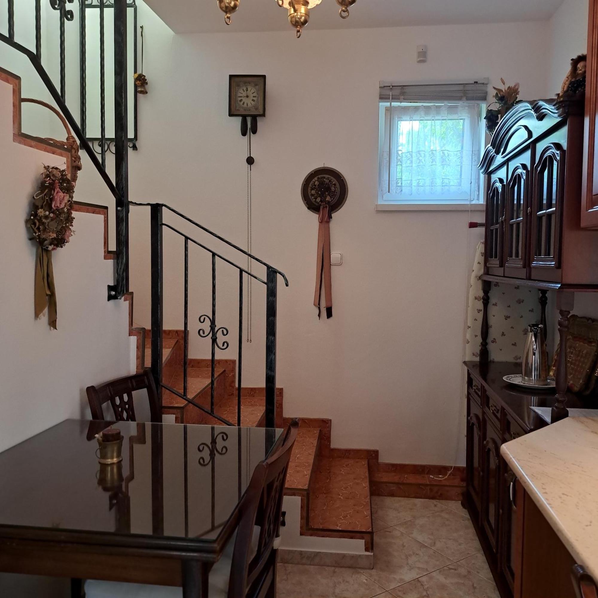 Tavirózsa Apartamento Balatonfůzfő Exterior foto