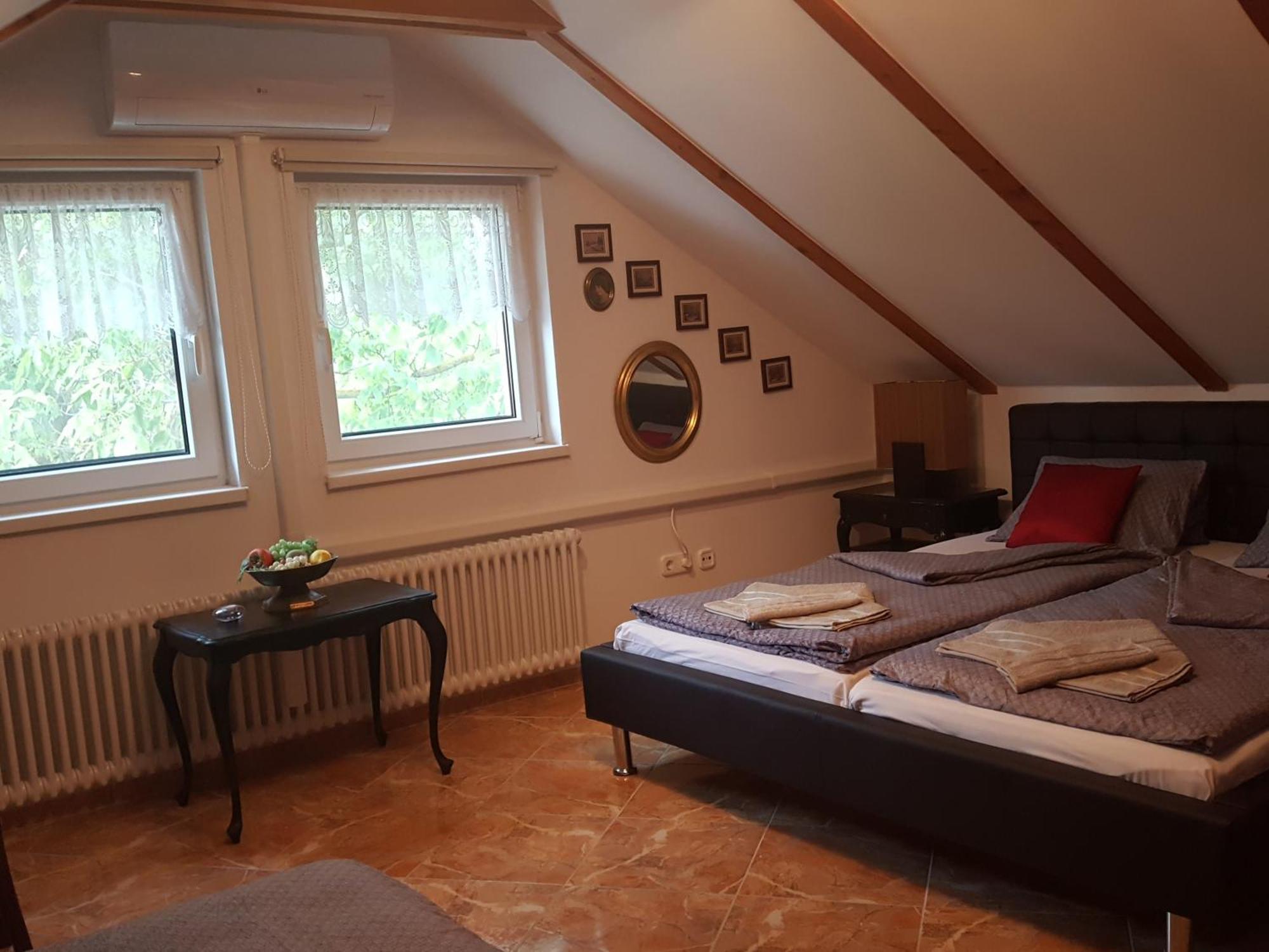 Tavirózsa Apartamento Balatonfůzfő Exterior foto